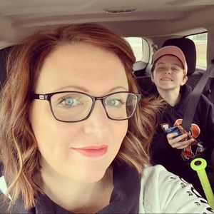 Meet your Posher, Acacia